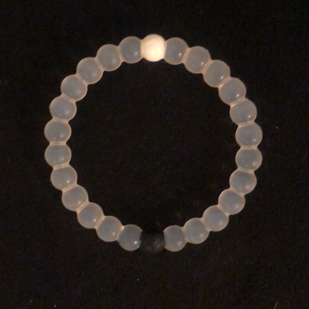 Lokai bracelet size M